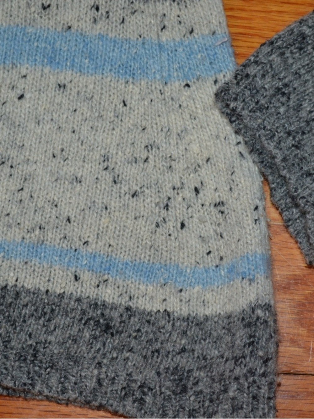 Women’s Ann Taylor LOFT wool striped turtleneck sweater, size M - Picture 11 of 14